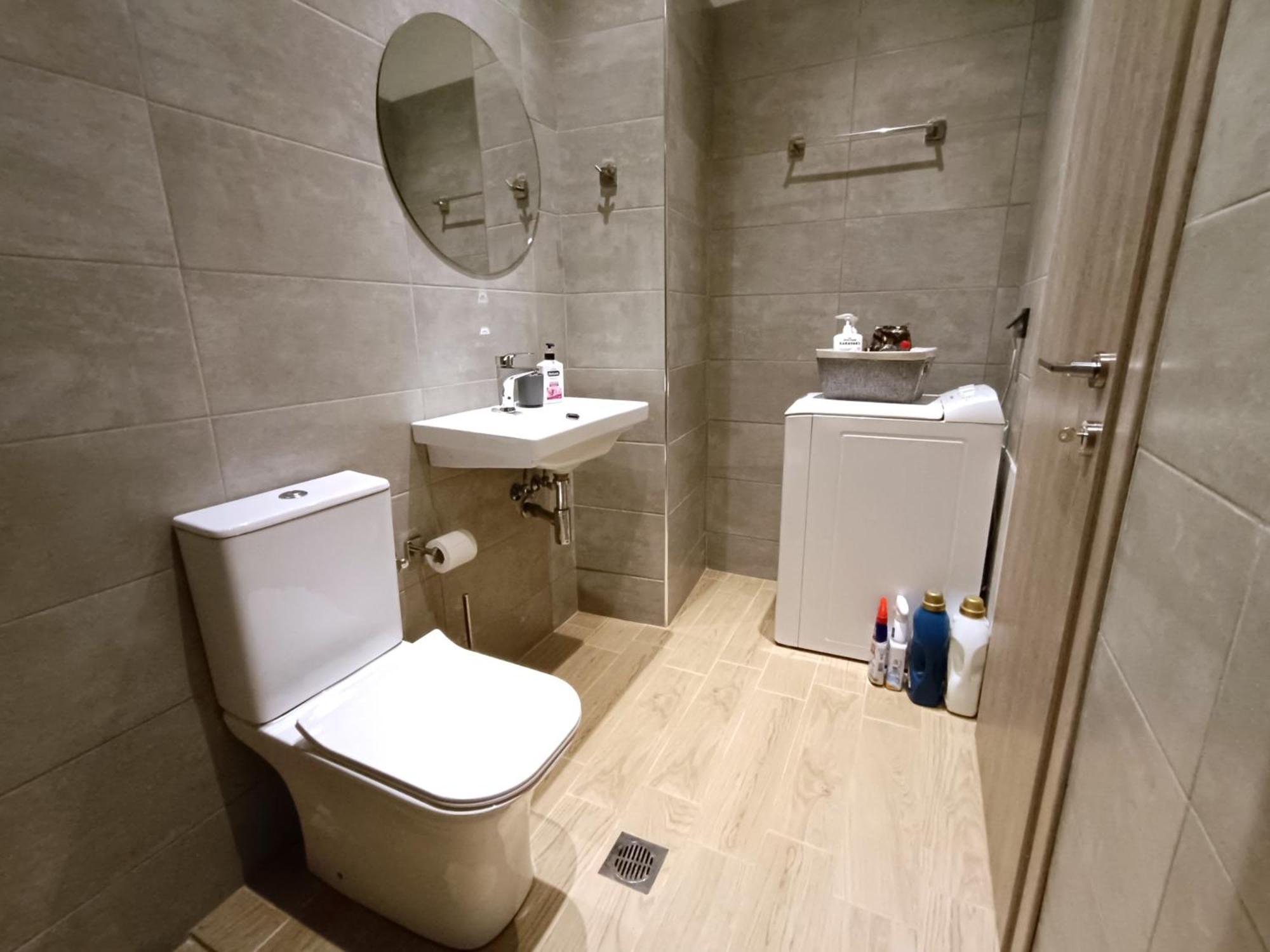 Giorgio Patrasso - Micro Apartment In The Center Of Патра Екстериор снимка