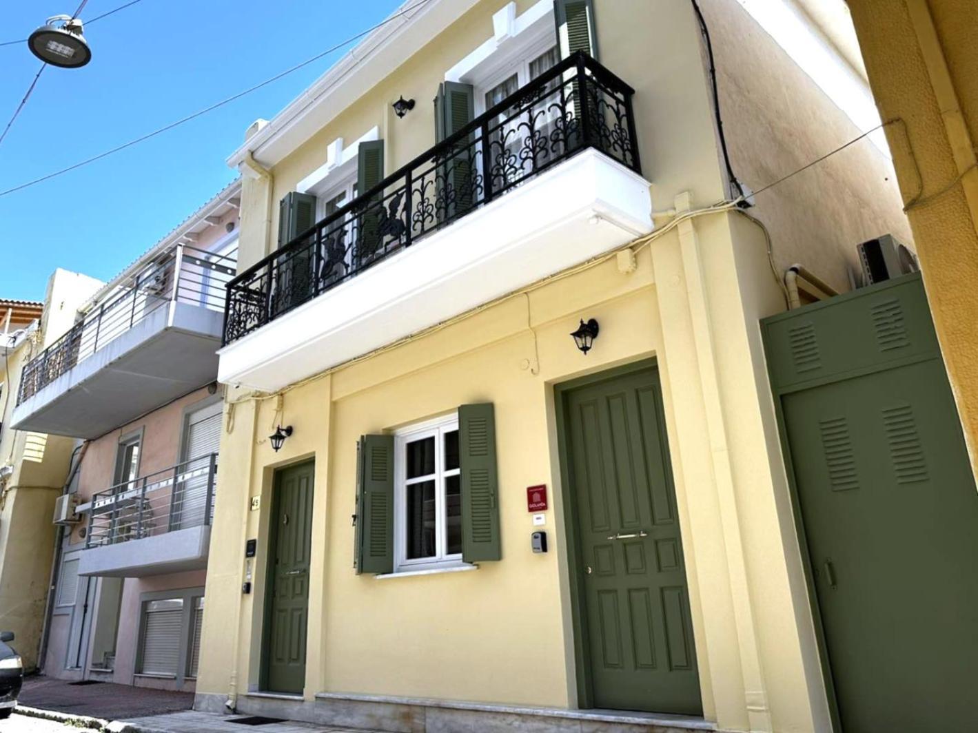 Giorgio Patrasso - Micro Apartment In The Center Of Патра Екстериор снимка